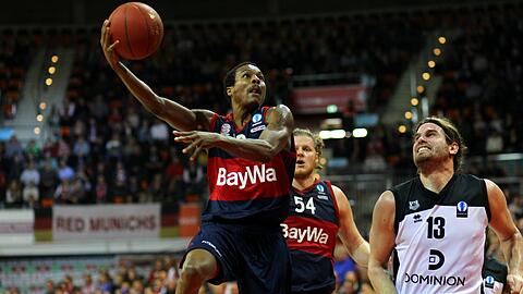 Wollen nach der Bilbao-Pleite gegen Banvit Bandirma wieder siegen:
Alex Renfroe (links) und der FC Bayern.