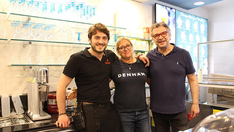 Ebenfalls neu: Mirco (l.), Andrea und Peppe Di Sclafani freuen sich schon auf die Eröffnung ihres Cafés "Piccola Florenz". Ebenfalls neu: Mirco (l.), Andrea und Peppe Di Sclafani freuen sich schon auf die Eröffnung ihres Cafés "Piccola Florenz".
