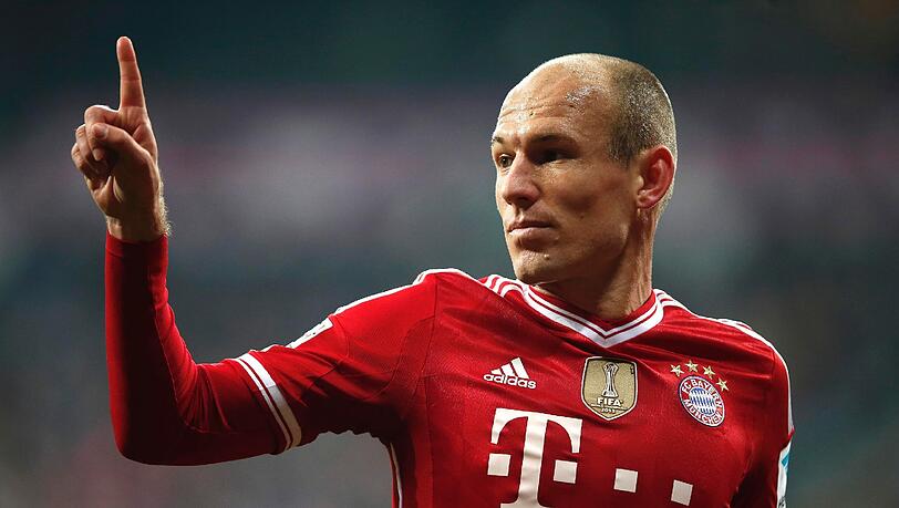 Arjen Robben hat seinen Vertrag, bisher bis 2015 gültig, um zwei Jahre bis 2017 verlängert. Arjen Robben hat seinen Vertrag, bisher bis 2015 gültig, um zwei Jahre bis 2017 verlängert.