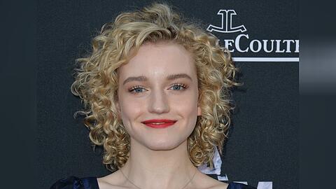 Julia Garner soll Madonna in ihrem Biopic spielen.