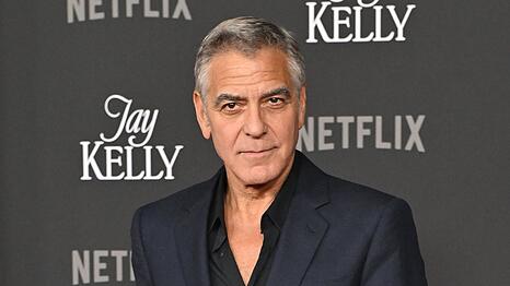 George Clooney musste sich von seiner Schwester verabschieden.