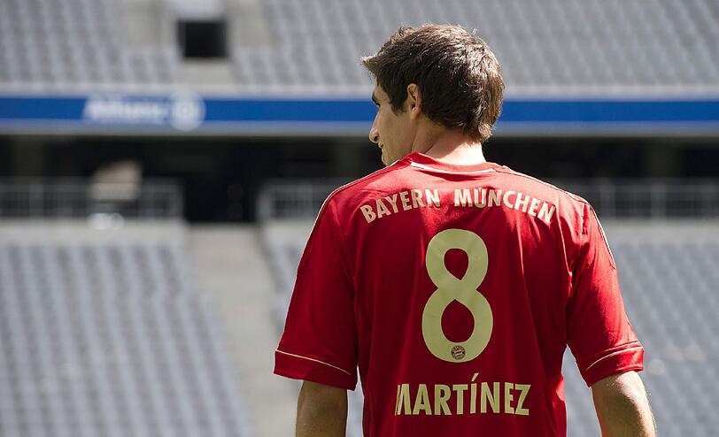 Am Donnerstag um 11.00 Uhr wurde Javier Martínez offiziell vorgestellt. Die Bilder von der Pressekonferenz in der Allianz Arena.
