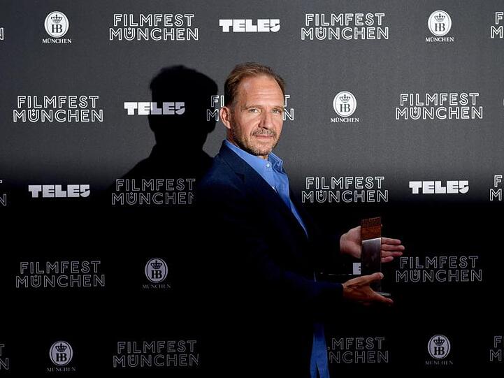 Ralph Fiennes ist in München mit dem CineMerit Award geehrt worden.