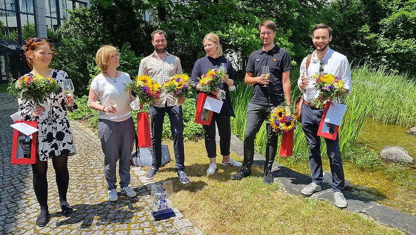 Die Preisträgerinnen und Preisträger beim Empfang in der Abendzeitung. Die Preisträgerinnen und Preisträger beim Empfang in der Abendzeitung.