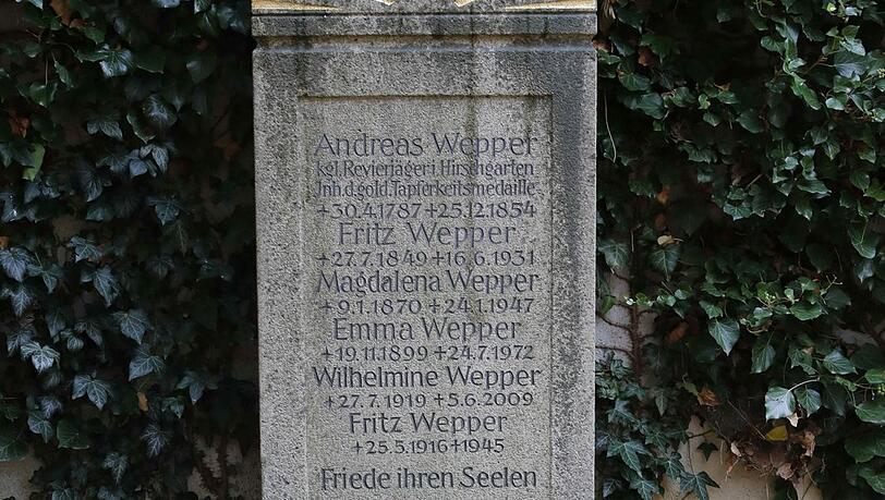 Letzte Ruhe: Das Familiengrab auf dem Winthirfriedhof in Neuhausen. Letzte Ruhe: Das Familiengrab auf dem Winthirfriedhof in Neuhausen.