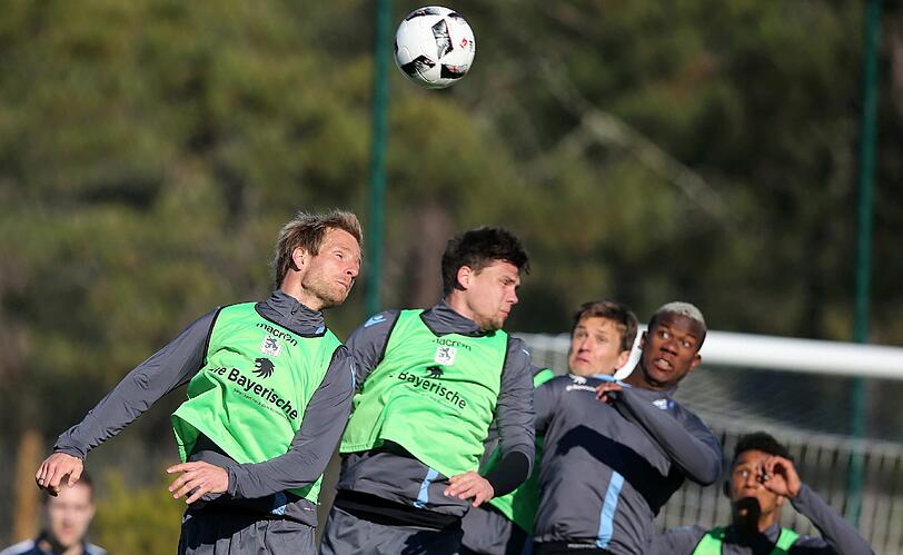 Die Bilder vom Dienstagstraining der Löwen in Troia.