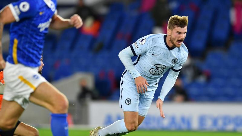 Holte für Chelsea den Elfmeter zum Führungstreffer raus: Neuzugang Timo Werner (r).