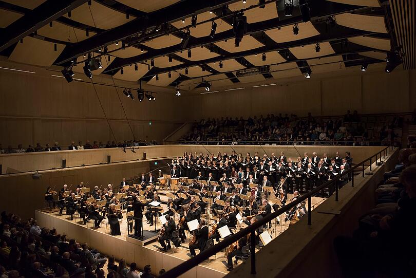 Das Eröffnungskonzert der Tonhalle Maag.