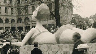 1966: Faschingsgaudi am Altstadtring.