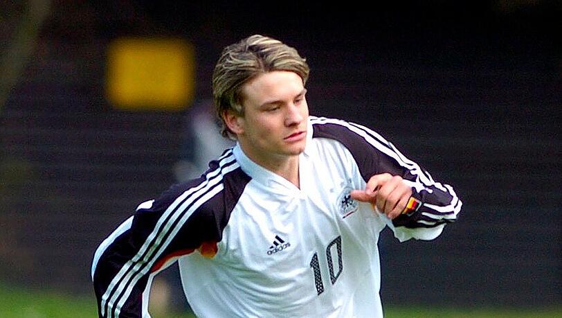 Löwen-Profi Halfar. Das Bild stammt aus dem März 2005, damals spielte Halfar für die U17 des DFB Löwen-Profi Halfar. Das Bild stammt aus dem März 2005, damals spielte Halfar für die U17 des DFB