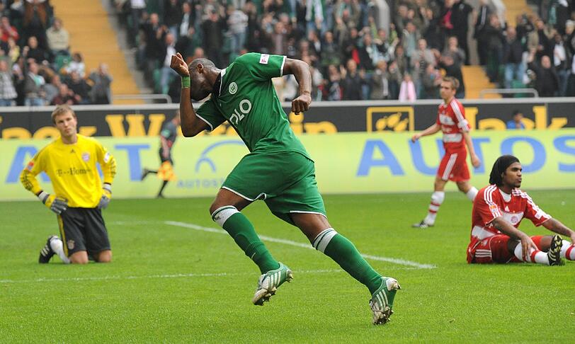 Platz 5: VfL Wolfsburg
10 Siege in Folge zwischen Februar bis April 2009. Darunter der 5:1 Erfolg gegen Bayern samt Hackentor von Grafite. Dank der Siegesserie wurde Wolfsburg erstmals Deutscher Meister. Trainer war damals ein gewisser Felix Magath