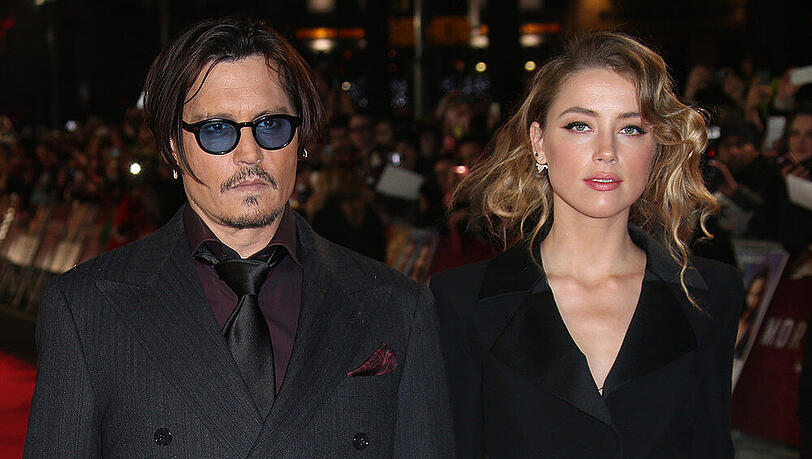 Sie sind ein hübsches Paar, doch anscheinend haben Johnny Depp und Amber Heard Eheprobleme Sie sind ein hübsches Paar, doch anscheinend haben Johnny Depp und Amber Heard Eheprobleme