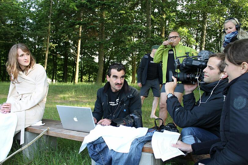 Bilder vom Shooting aus Hamburg: So ist der Deutsche Bauernkalender 2013 entstanden