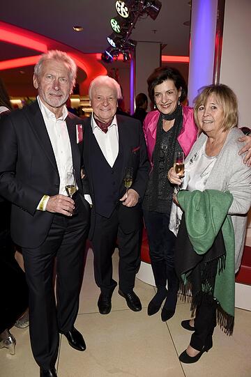 Paul Breitner mit Frau Hildegard, Eckart Witzigmann und Nicola Schnelldorfer