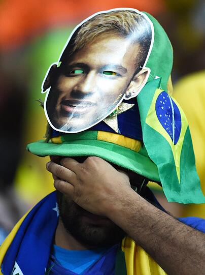 Die brasilianischen Fans konnten es nicht fassen. Ergreifende Szenen der Trauer. Die Bilder.