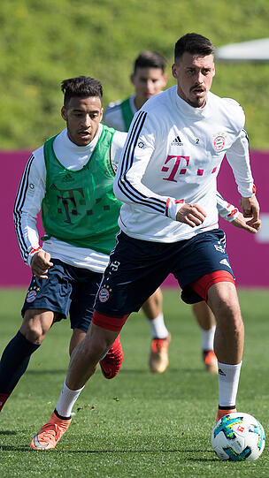 Schwitzen für den großen Triple-Traum: Klicken Sie sich durch die Trainings-Bilder vom Mittwoch.