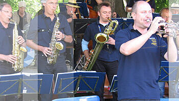 Die Munich Swing Junction BigBand spielt im UBO. Die Munich Swing Junction BigBand spielt im UBO.