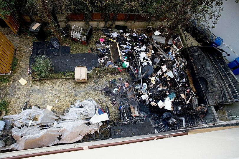 Neue Bilder aus Schwabing: Noch immer sieht es in den Wohnungen aus wie nach einem Anschlag. Die AZ hat sich umgesehen.