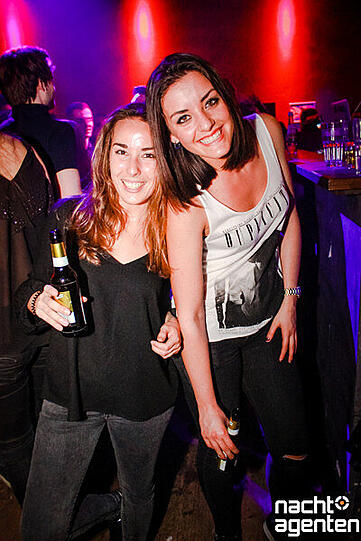 House vs. Black - unter diesem Motto steht der Samstagabend im Jack Rabbit.