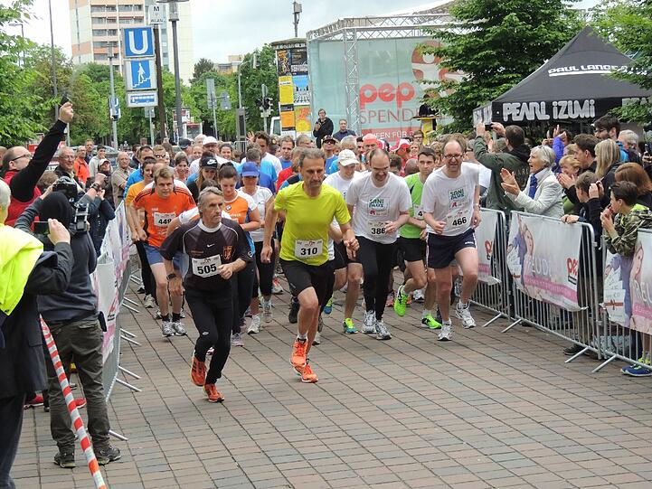 Es lebe der Sport: Insgesamt 280 Teilnehmer starten beim Pep-Spendenlauf. Foto: pep