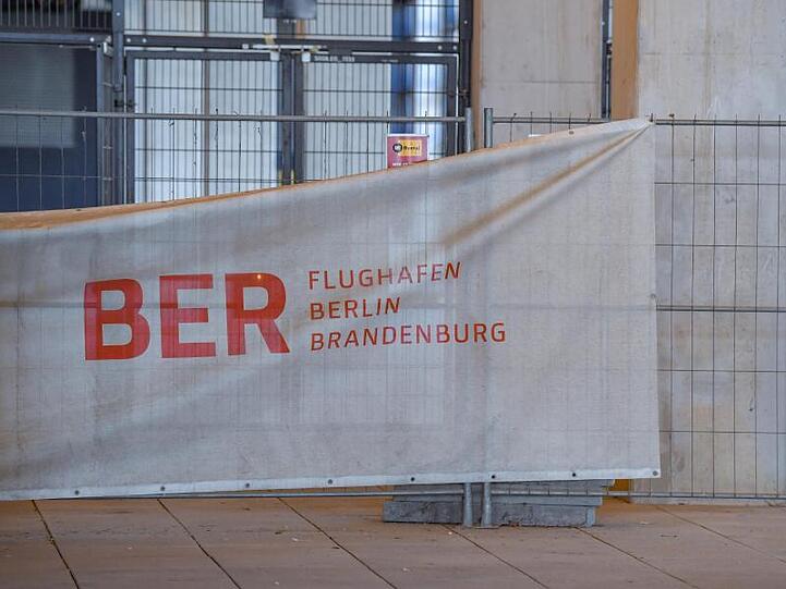 Am BER war im Herbst ein Regierungsterminal fertig geworden, das rund 70 Millionen Euro gekostet hat. Es soll ab 2020 genutzt werden, ist aber nur eine Zwischenlösung.