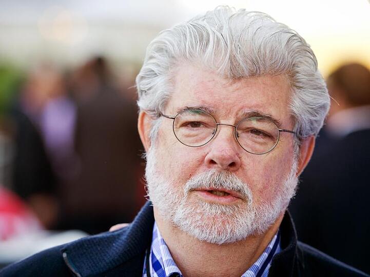 Der US-Filmproduzent und Regisseur George Lucas denkt an die Filmemacher von morgen.
