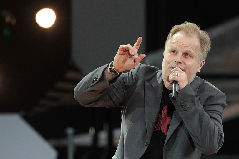 "Schiffsverkehr" zwischen Rostock, Leipzig und München: Herbert Grönemeyer ist wieder auf Tour. Sehen Sie hier die besten Bilder.