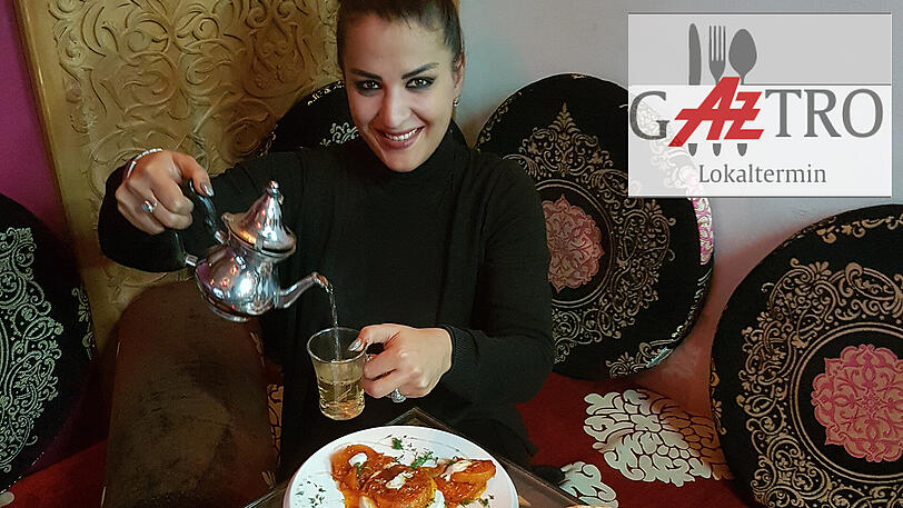Narges Issar serviert Tee &ndash; der ist beliebt in Afghanistan.