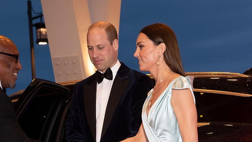 Prinz William und Herzogin Kate in ihrem eleganten Kleid von Phillipa Lepley auf den Bahamas.