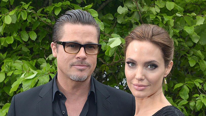 Brad Pitt und Angelina Jolie erhielten eine königliche Einladung Brad Pitt und Angelina Jolie erhielten eine königliche Einladung