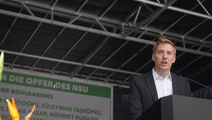 Bürgermeister Dominik Krause kritisiert das Vorgehen der Behörden im Fall der NSU-Morde scharf.
