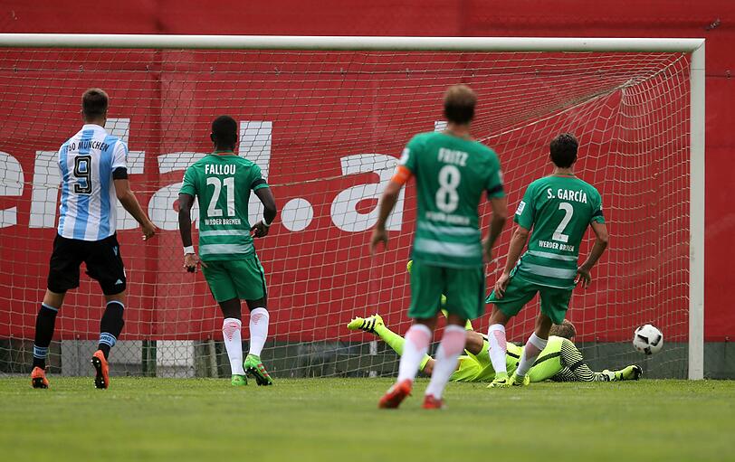 Die Bilder vom Löwen-Test gegen Bremen.