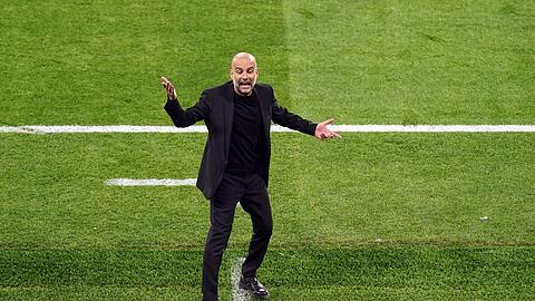Manchesters Trainer Pep Guardiola regte sich am Spielfeldrand gelegentlich auf.