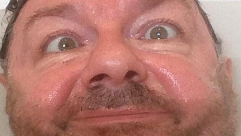 Ricky Gervais beweist seine Vielseitigkeit Ricky Gervais beweist seine Vielseitigkeit