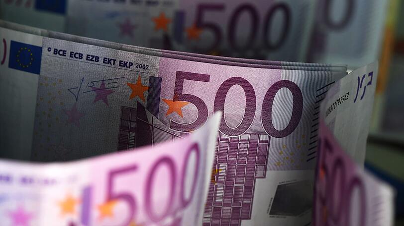 Das Schicksal des 500-Euro-Scheins scheint noch nicht endgültig besiegelt.