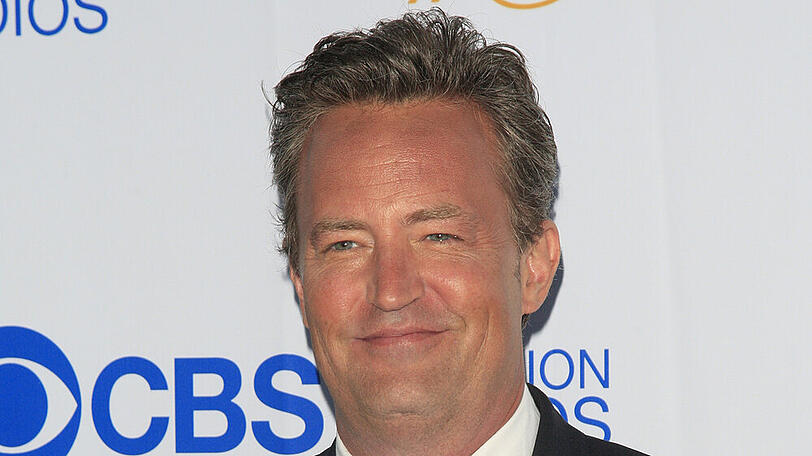 Besser spät als nie: Matthew Perry gesellt sich zu seinen "Friends"-Kollegen bei Instagram