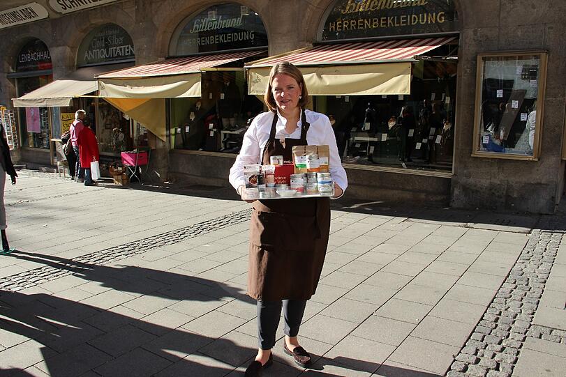 Katharina Frantzen verkauft &bdquo;Gewürze der Welt&ldquo;.