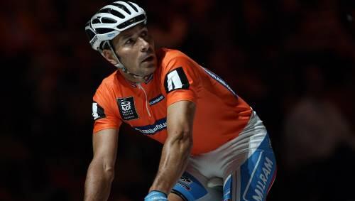Erik Zabel als Publikumsmagnet? Bisher bleiben die Zuschauerzahlen beim Sixdays unter den Erwartungen der Veranstalter. Erik Zabel als Publikumsmagnet? Bisher bleiben die Zuschauerzahlen beim Sixdays unter den Erwartungen der Veranstalter.