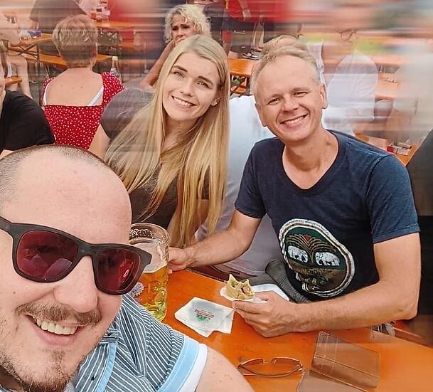 Hätten nicht gedacht, dass die Vorarbeit so viel Mühe bedeutet: Patrick Hirz (v.l.) und die beiden weiteren Vereinsgründer Marcella Drehnten und Lars Huthmann. Hätten nicht gedacht, dass die Vorarbeit so viel Mühe bedeutet: Patrick Hirz (v.l.) und die beiden weiteren Vereinsgründer Marcella Drehnten und Lars Huthmann.