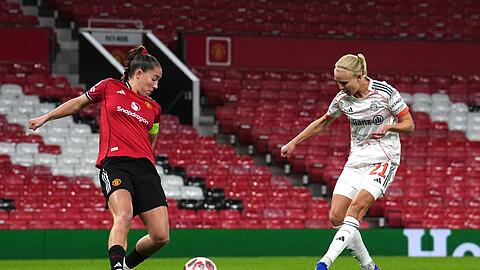 Schie&szlig;t sie die Bayern in das Champions-League-Halbfinale? St&uuml;rmerin Pernille Harder (rechts). (Archivbild)