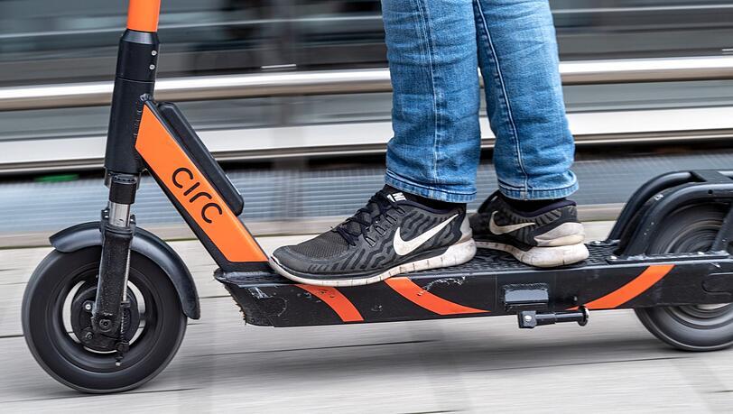 E-Tretroller: In München sieht man sie jetzt an vielen Ecken. E-Tretroller: In München sieht man sie jetzt an vielen Ecken.