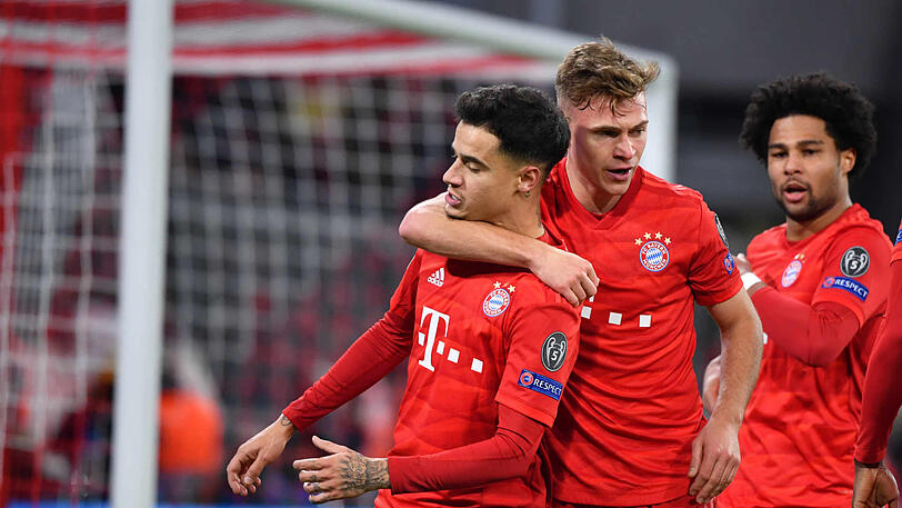 Souveräner Gruppensieger: Die Bayern um Kimmich (m.), Coutinho (l.) und Gnabry.