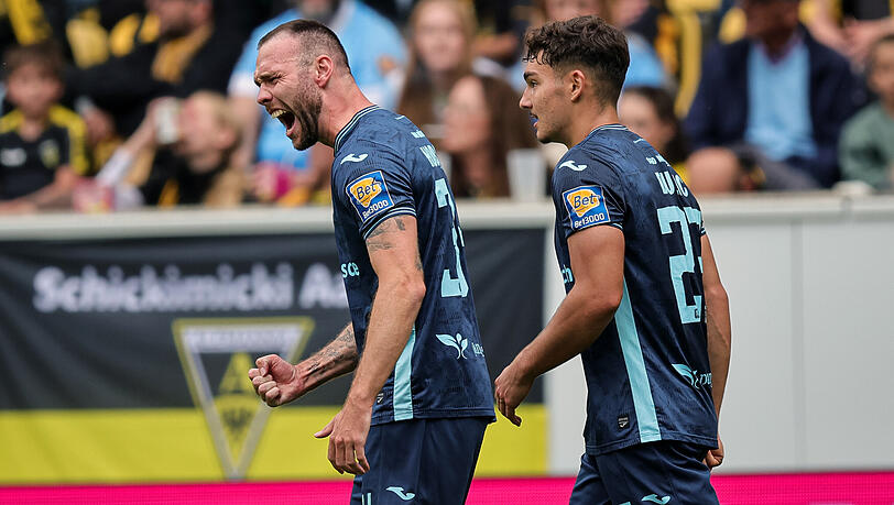 Patrick Hobsch trifft gegen Aachen zum zwischenzeitlichen 1:0.