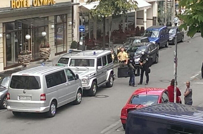 SEK-Einsatz im Glockenbachviertel in der Hans-Sachs-Straße. Die Bilder.