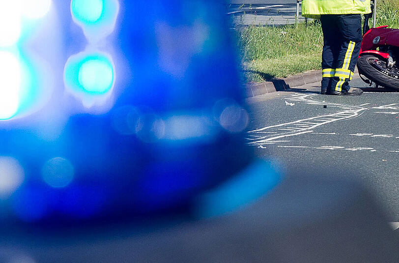 Neben einem Schädeltrauma zog sich der 52-Jährige auch mehrere Knochenbrüche und Prellung zu. (Symbolbild)