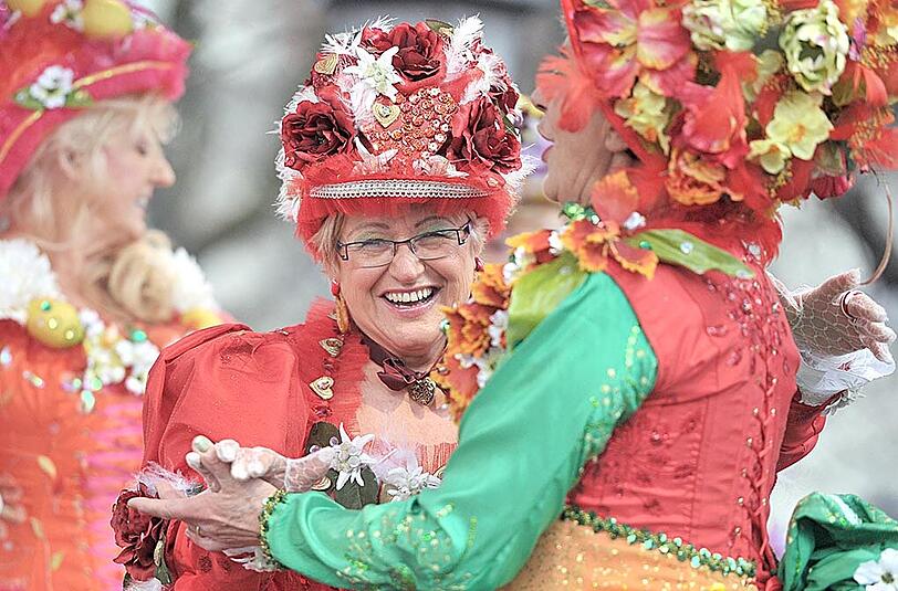 Der Tanz der Marktweiber auf dem Viktualienmarkt: Am Dienstag ab 11 Uhr geht die Gaudi los.