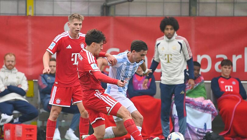 Die Bayern-Amateure entscheiden das M&uuml;nchner Derby gegen 1860 f&uuml;r sich.