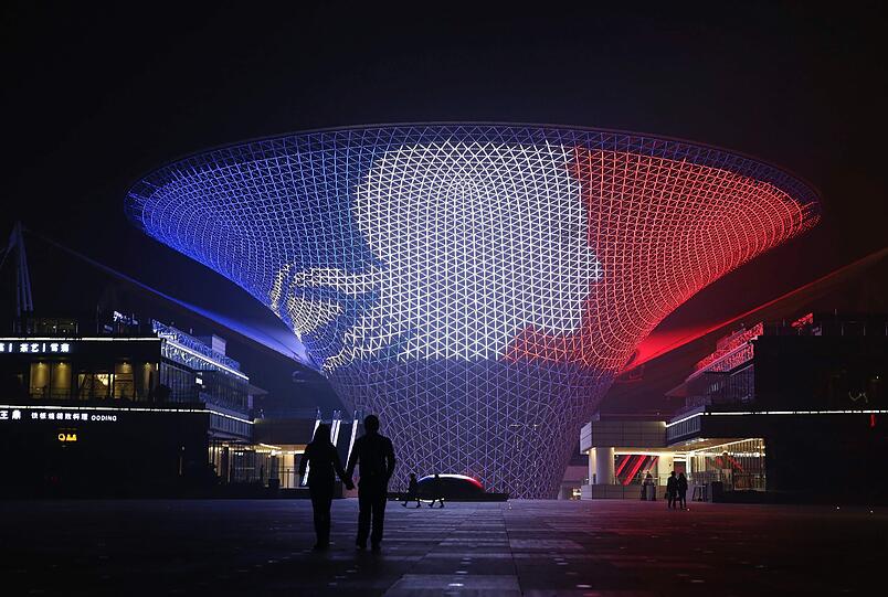 So reagiert Shanghai auf den Paris-Terror.