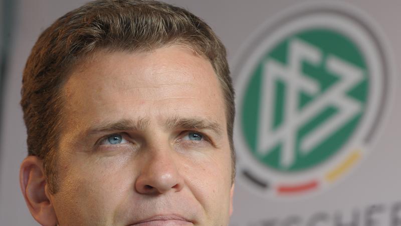 Auslandserfahrung als Weiterentwicklung: Oliver Bierhoff. Auslandserfahrung als Weiterentwicklung: Oliver Bierhoff.