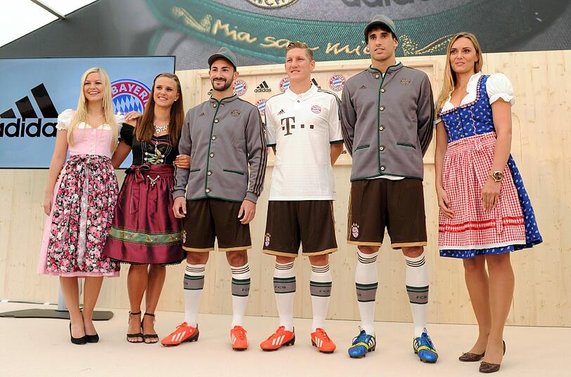Das neue Wiesn-Trikot des FC Bayern für das Oktoberfest 2013: Die Bilder von der offiziellen Präsentation